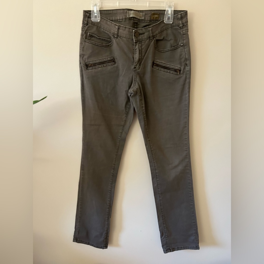 Pilcro Cropped Cotton Twill Pant with Zipper Details, Size 28